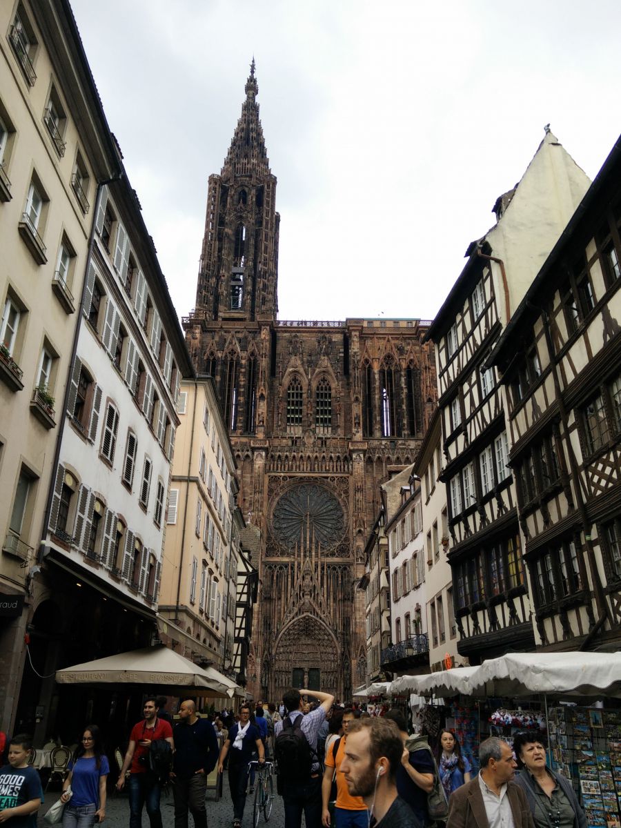 Страсбург, вид на кафедральный собор.