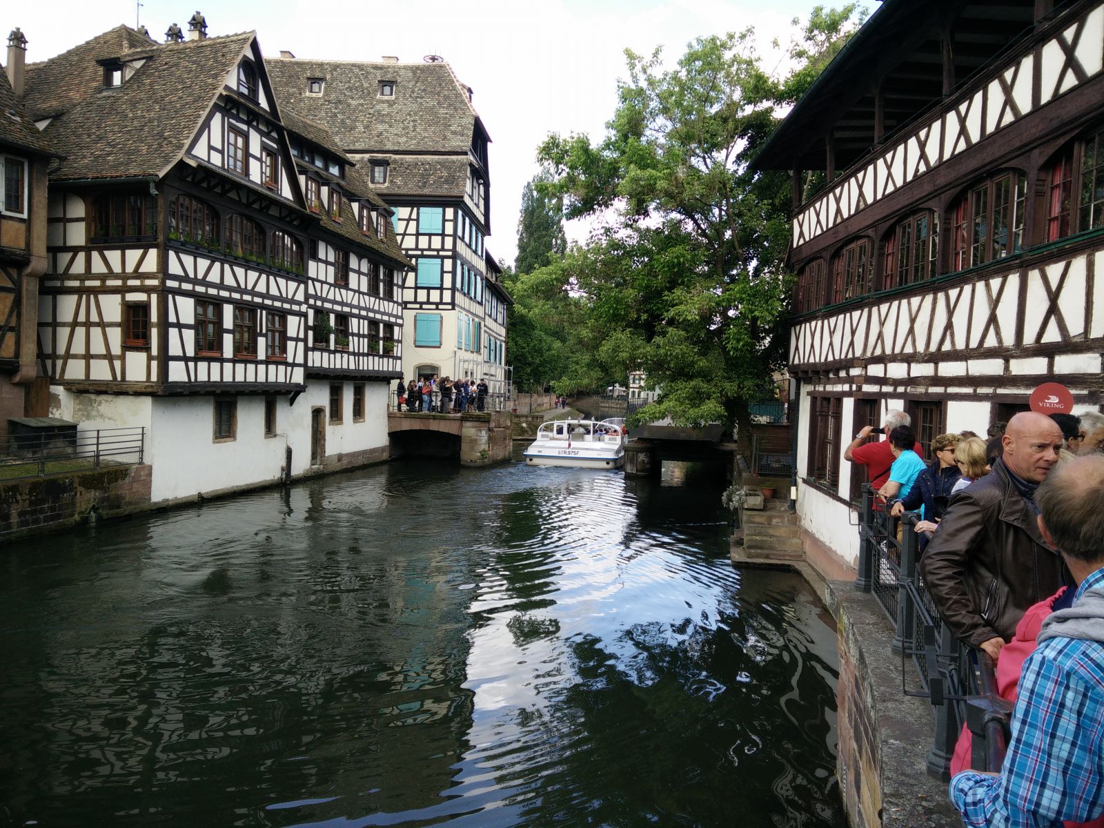 Центр города, вид на канал